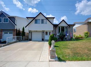 87 Sugar Maple St, Kitchener, ON N2N1Y5