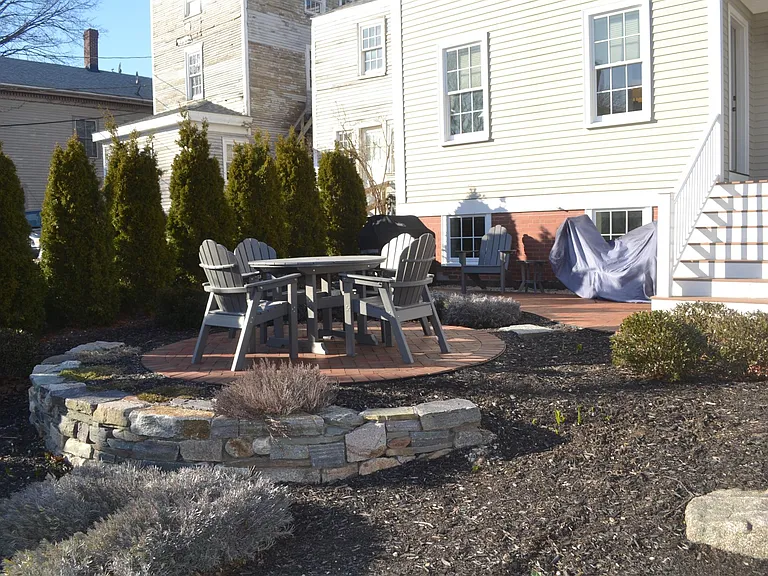 428 Pleasant St #1 — Photo 14