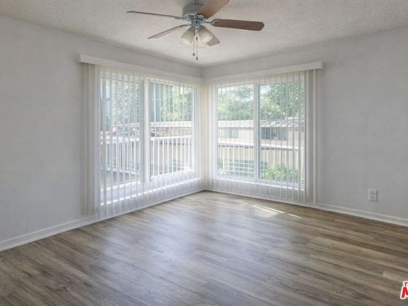 5th image of 7000 S La Cienega Blvd APT 28