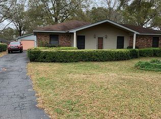 9870 Petaluma Dr, Semmes, AL 36575