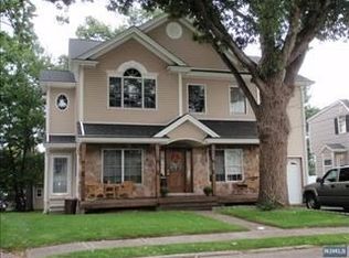 25 Welcome Rd, Saddle Brook, NJ 07663