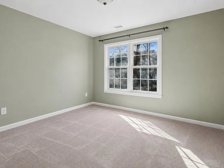74 Boston St — Photo 11