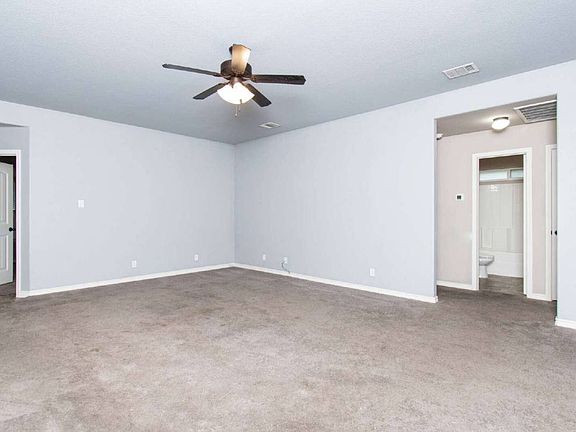 3rd image of 6703 Keechi Valley Dr