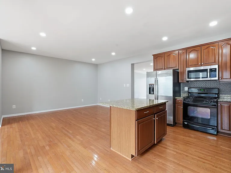 25196 Whippoorwill Ter — Photo 10