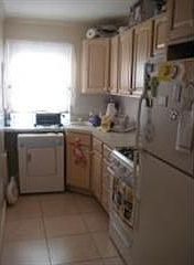 2nd image of 351 Bay 8th St #2B