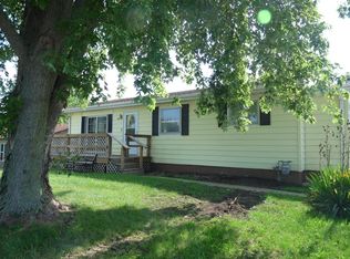 909 S Sandusky St, Catlin, IL 61817