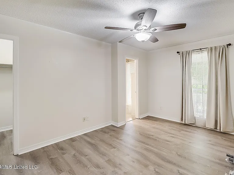 9228 Pointe Aux Chenes Rd — Photo 13