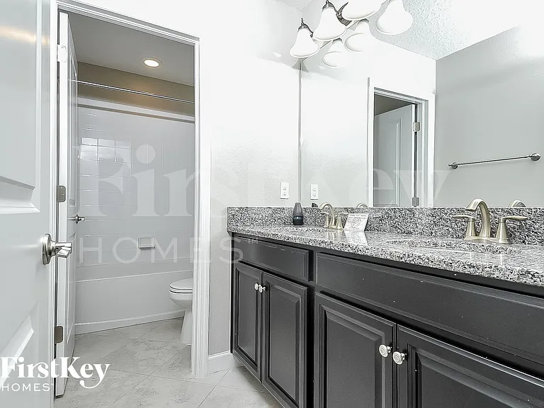 9823 Ivory Dr — Photo 14