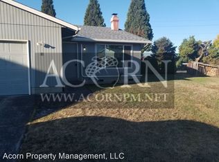 13 T St, Springfield, OR 97477