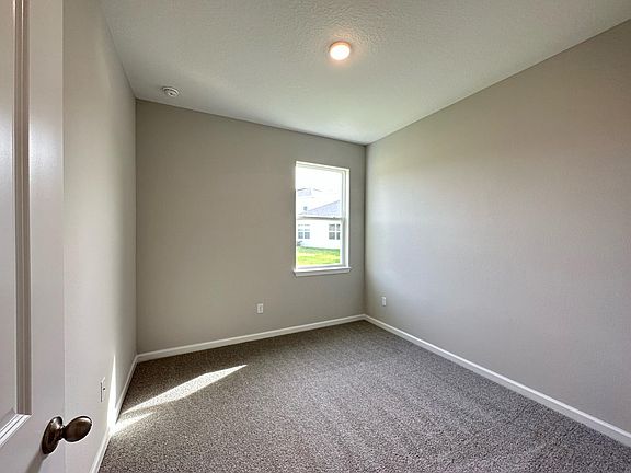 5th image of 4348 Renly Ln