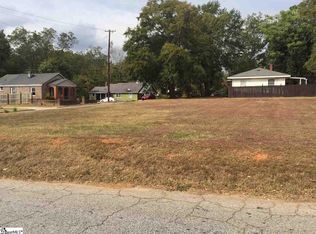 19 Rebecca St, Greenville, SC 29607