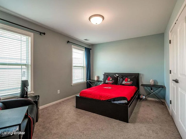 4007 Emerald Spring Pl — Photo 18