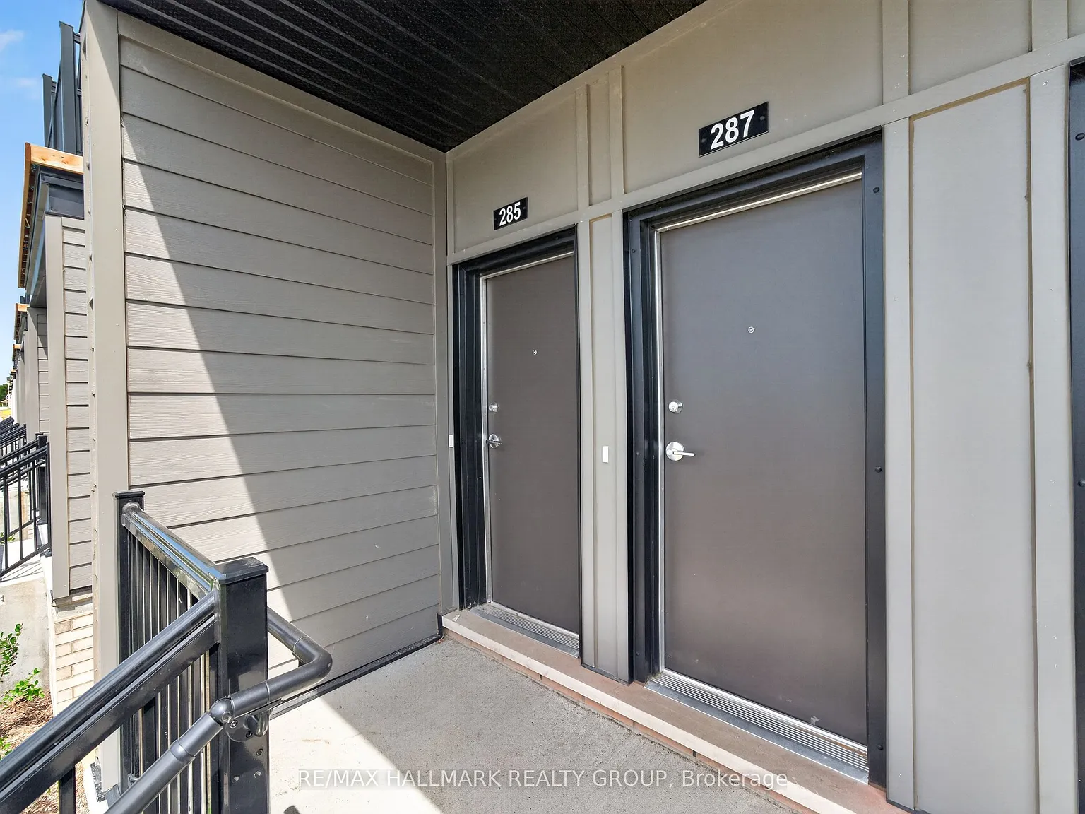 2 bed, $2,000 — Photo 4