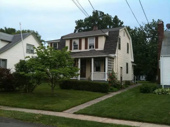 111 Saint Augustine St #111, West Hartford, CT 06110