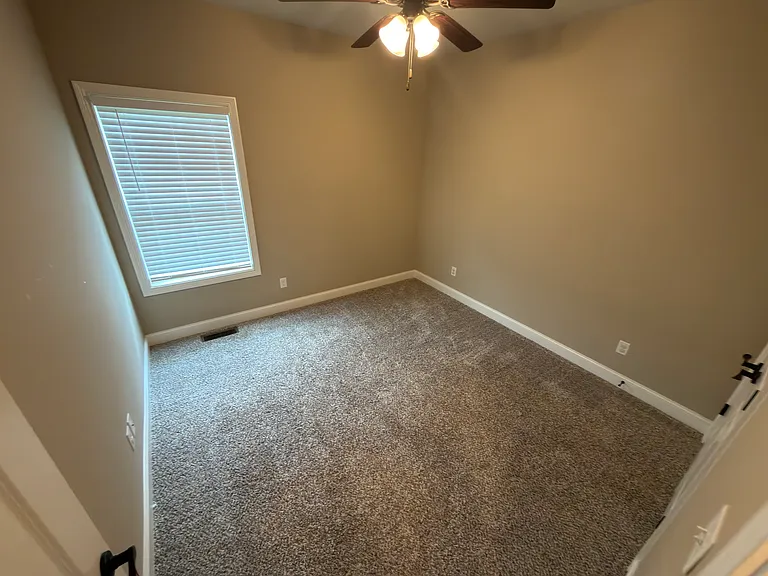 4201 Legacy Pointe St — Photo 23