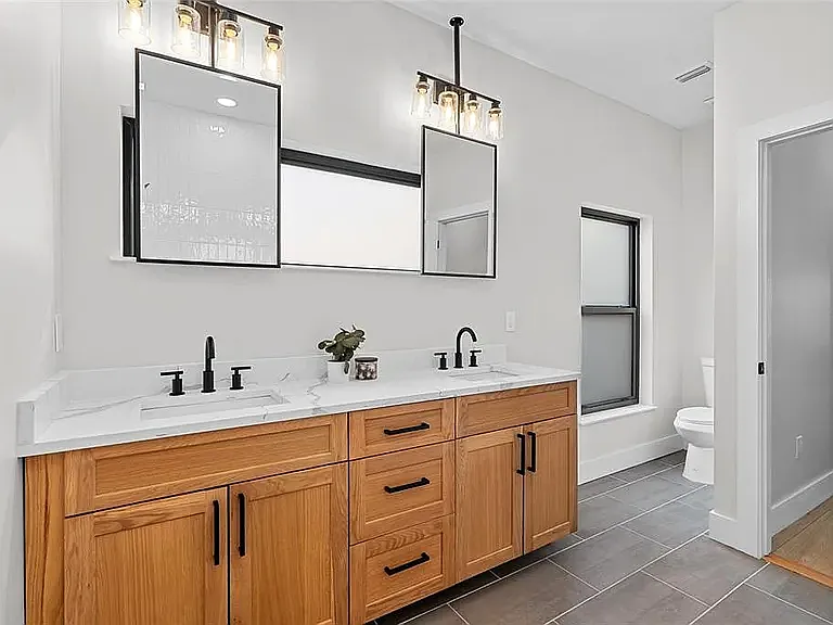 4308 W Gray St #5 — Photo 33