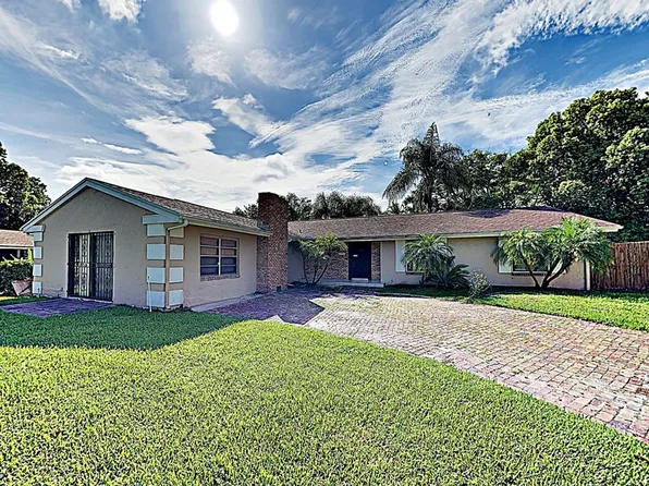 2512 Sea Breeze Ct, Orlando, FL 32805