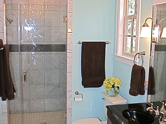 3rd image of 1809 W 37th St