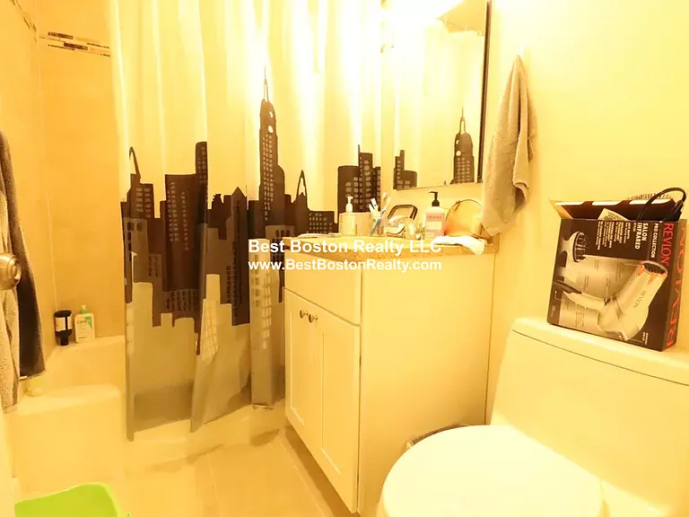 58 School St #1 — Photo 10