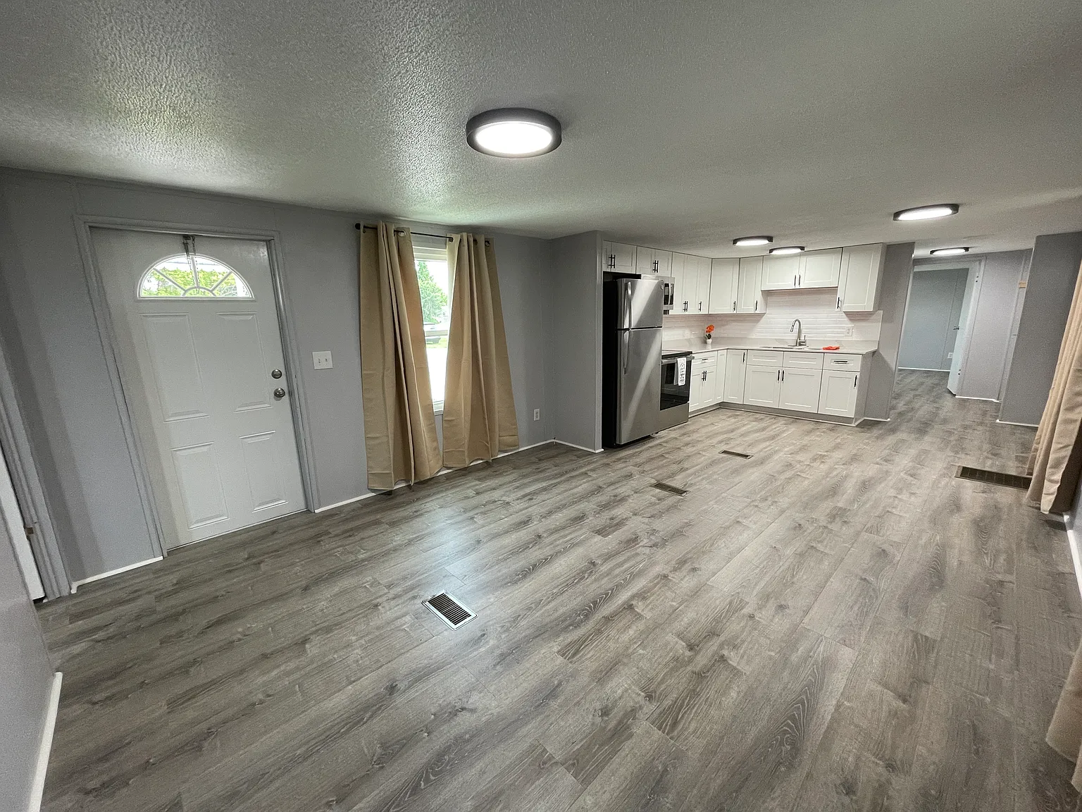 2 bed, 650 sqft, $1,275 — Photo 4