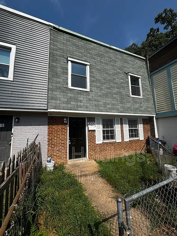 3 bed, 1.0 bath, 1245 sqft, $1,495 — Photo 2