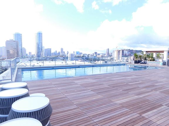 2nd image of 629 Keeaumoku St #2805