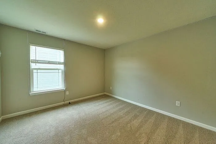7226 Griffon Ln — Photo 21