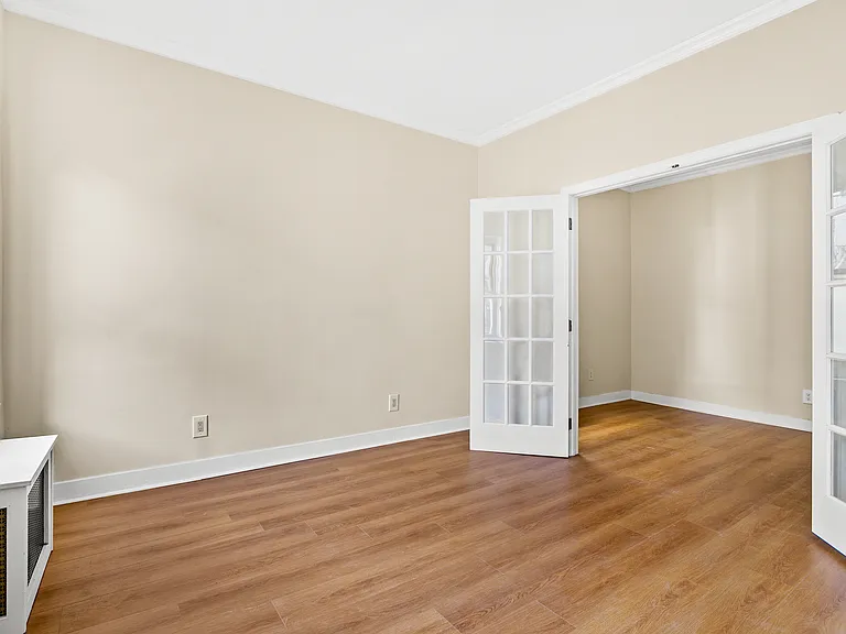 25-41 14th Pl #1 — Photo 7