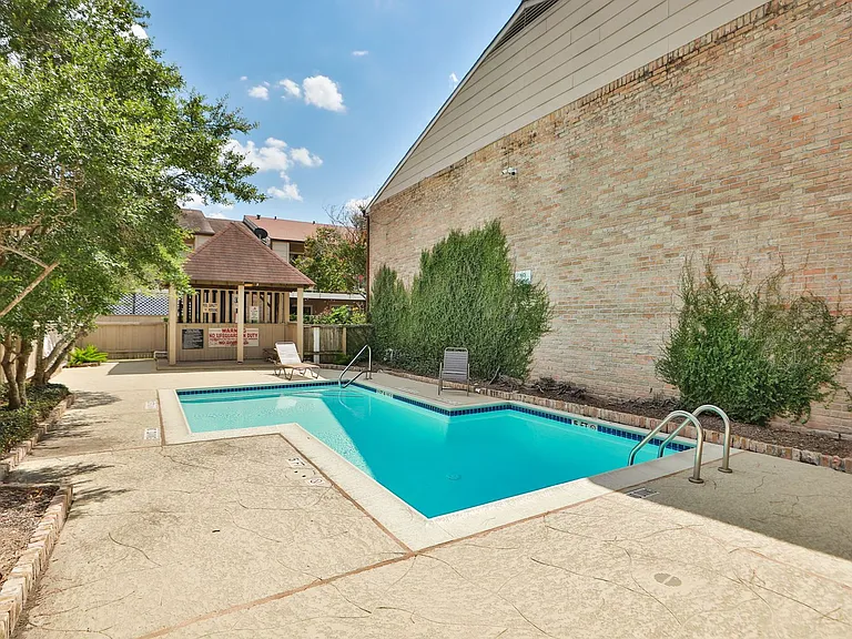 2100 Wilcrest Dr #127 — Photo 29