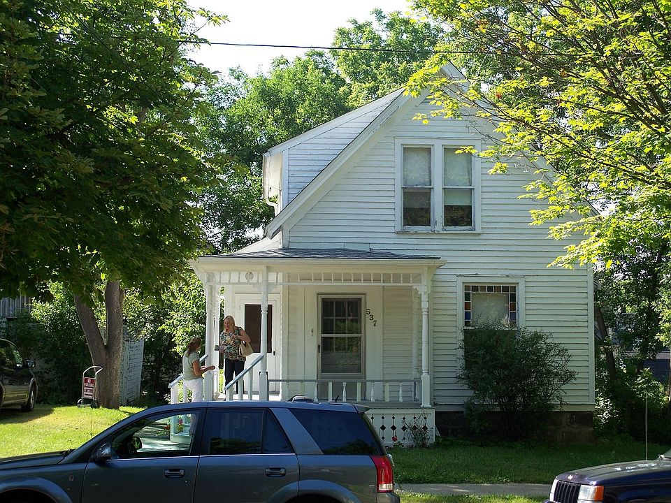 Queen Anne Revival