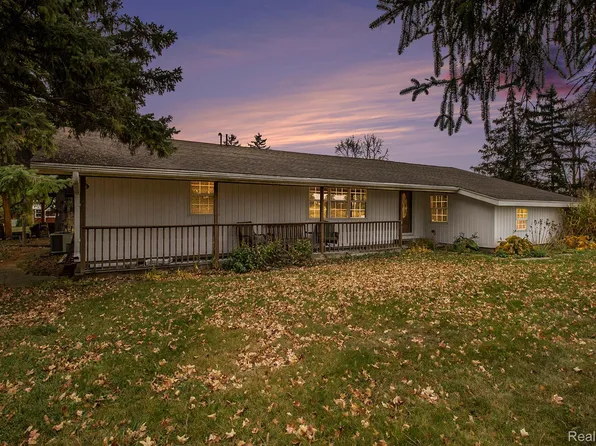 9761 Britton Hwy, Tecumseh, MI 49286