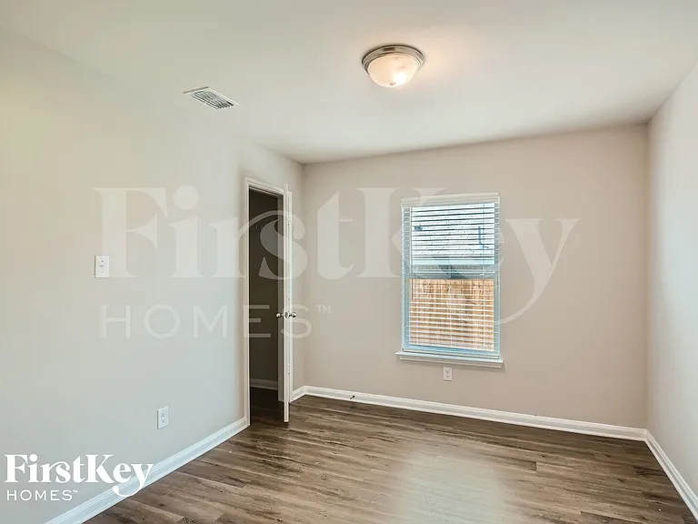 14259 Chaps Dr — Photo 8