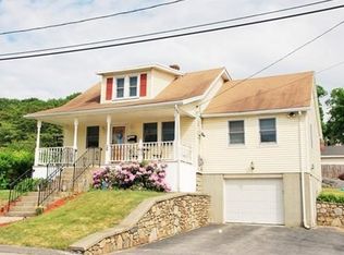 26 Greenbush Rd, Worcester, MA 01604