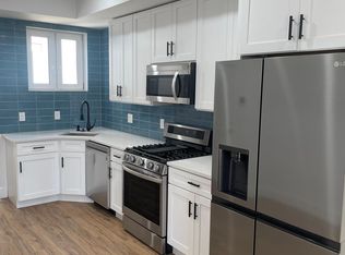 2203 W Thompson St #B, Philadelphia, PA 19121