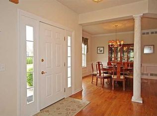 1 Granite Dr, Penfield, NY 14526