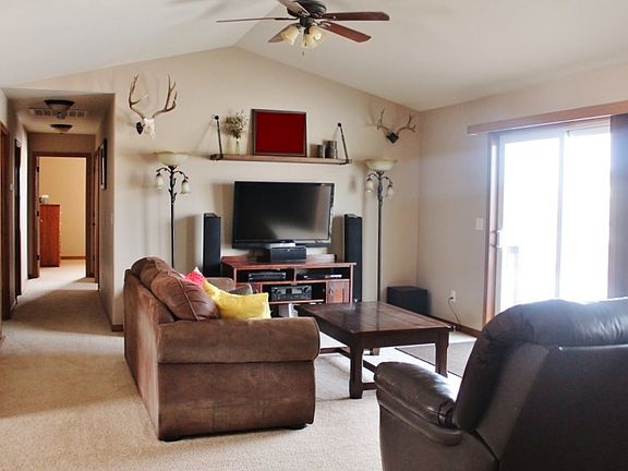 5th image of 3216 Argenta Dr
