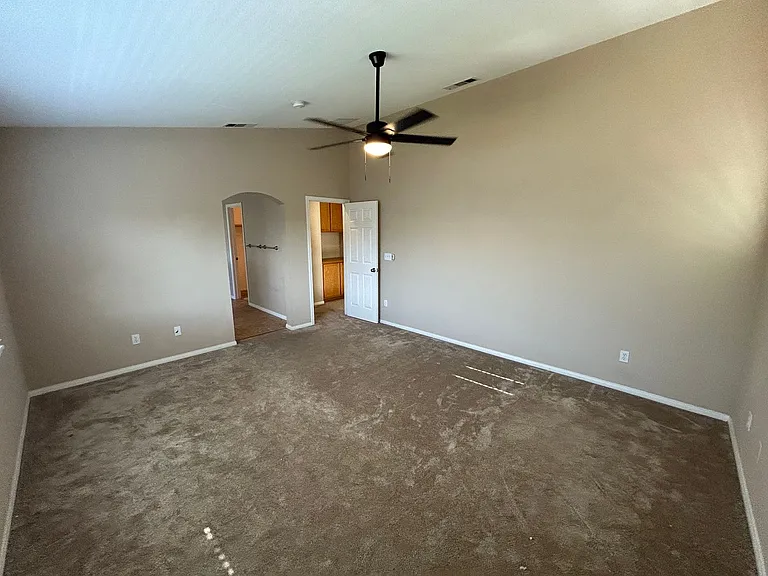 667 Harold Smith Dr — Photo 17