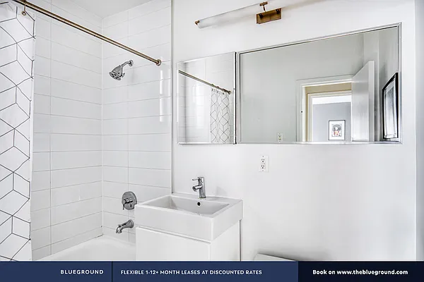 Rented by The Blueground | media 32