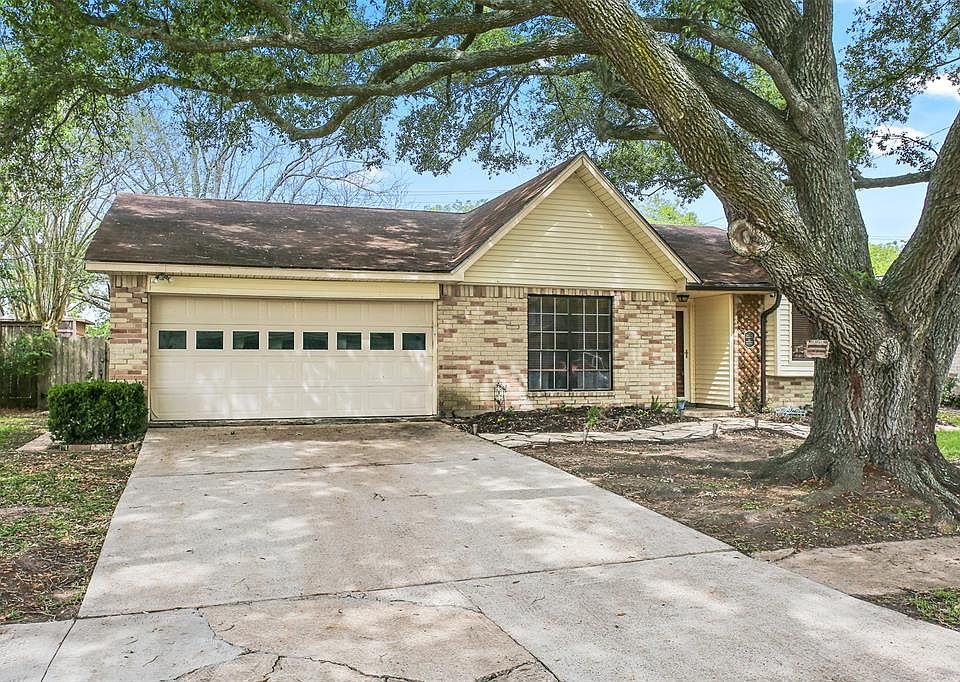 1st image of 109 Sweetgum Street