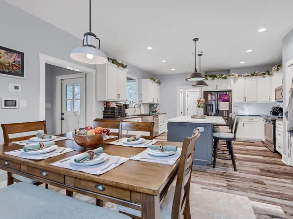 516 Carneros Dr, Sherman, TX 75092