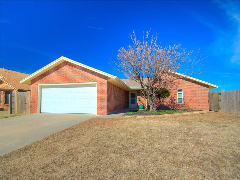 1st image of 411 W Crooked Branch Way
