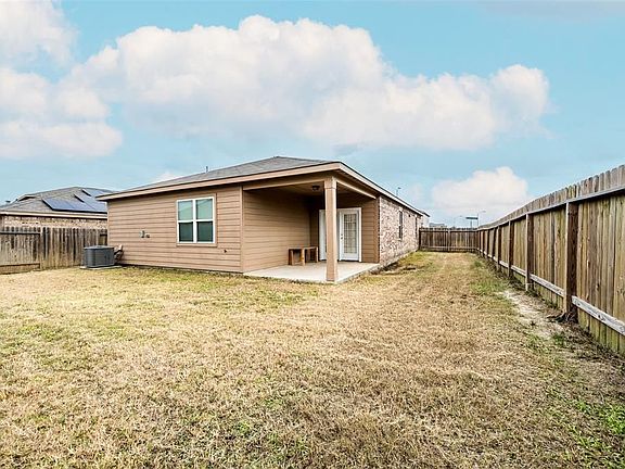 4th image of 15203 Brushwood Forest Dr