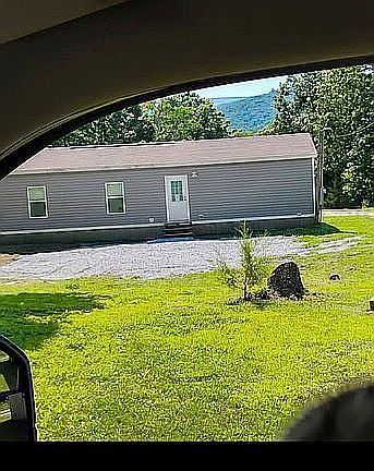 1st image of 20 Jimmy Creek Rd