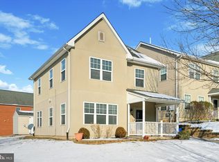3711 Palisades Dr, Philadelphia, PA 19129