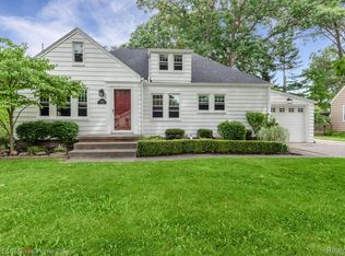 1013 Sanborn St, Port Huron, MI 48060