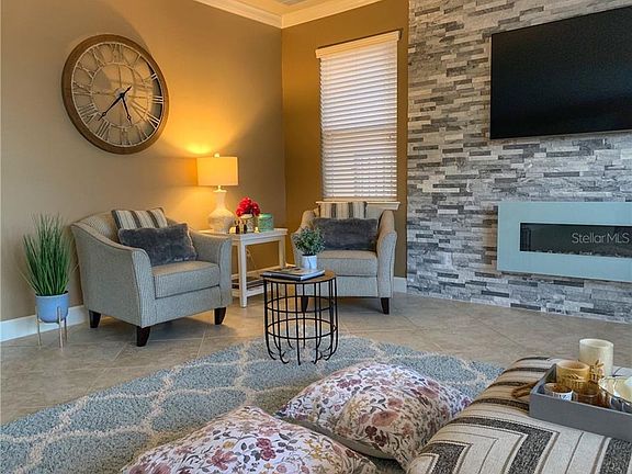4th image of 12305 Regal Lily Ln #4E