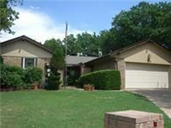 (undisclosed Address), Midwest City, OK 73130