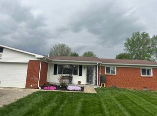 384 E 215 S, Connersville, IN 47331