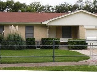 8805 Rustown Dr, Dallas, TX 75228