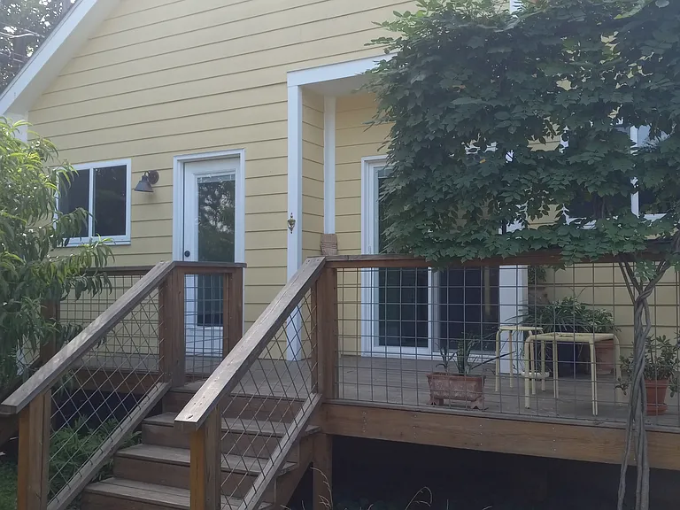 1645 Stevens Ave — Photo 2